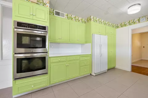 Kitchen - 60 Seca Pl, Salinas, CA 93908 photo 2 of 3