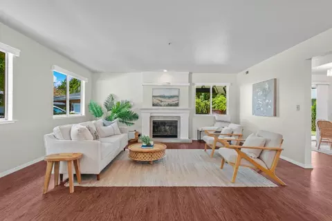 Living - 2430 Camden Ct, Santa Cruz, CA 95065 photo 2 of 4