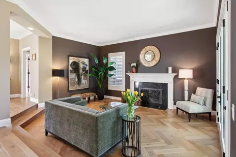 Living - 220 Eagle Trace Dr, Half Moon Bay, CA 94019 photo 2 of 5