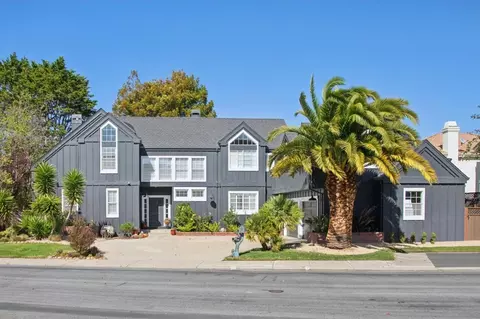 Exterior - 220 Eagle Trace Dr, Half Moon Bay, CA 94019 photo 2 of 9