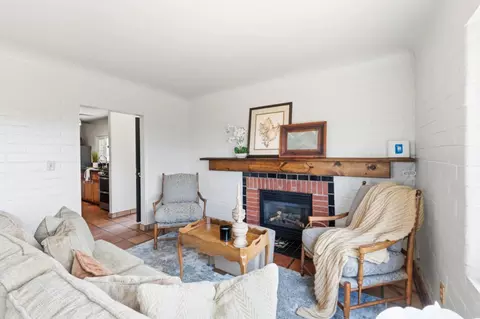Living - 1494 Darwin St, Seaside, CA 93955 photo 4 of 4