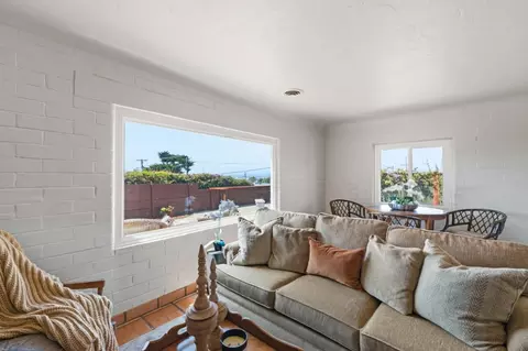 Living - 1494 Darwin St, Seaside, CA 93955 photo 1 of 4