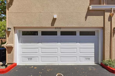 Exterior - 2222 Raspberry Ln, Mountain View, CA 94043 photo 3 of 7