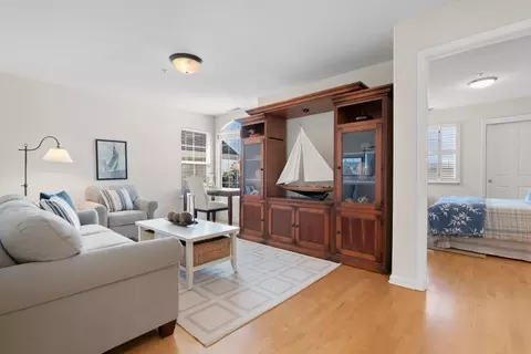 Living - 120 Tiburon Ct, Aptos, CA 95003 photo 4 of 5