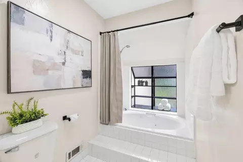 Bath - 3119 Erin Ln, Santa Cruz, CA 95065 photo 5 of 6