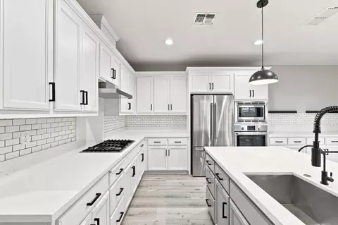 Kitchen - 839 Dunmore St, Oakley, CA 94561 photo 5 of 5