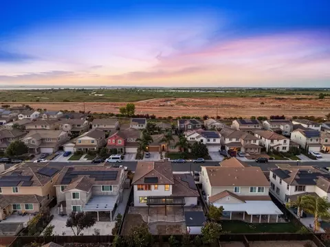 View/Area - 839 Dunmore St, Oakley, CA 94561 photo 3 of 6