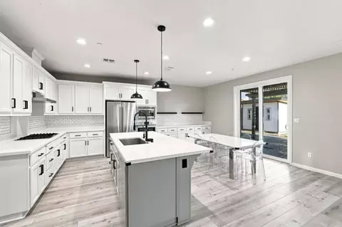 Kitchen - 839 Dunmore St, Oakley, CA 94561 photo 2 of 5