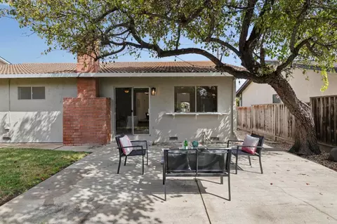 Exterior - 190 Midwick Dr, Milpitas, CA 95035 photo 7 of 10