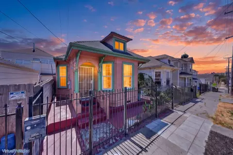Exterior - 2347 E 17th St, Oakland, CA 94601 photo 1 of 4