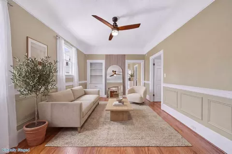 Living - 2347 E 17th St, Oakland, CA 94601 photo 2 of 4