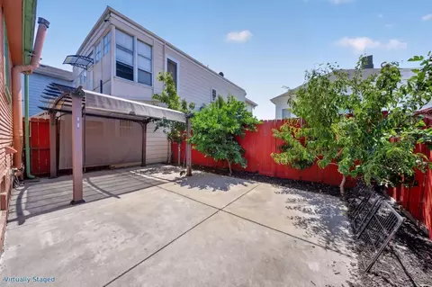 Exterior - 2347 E 17th St, Oakland, CA 94601 photo 2 of 4