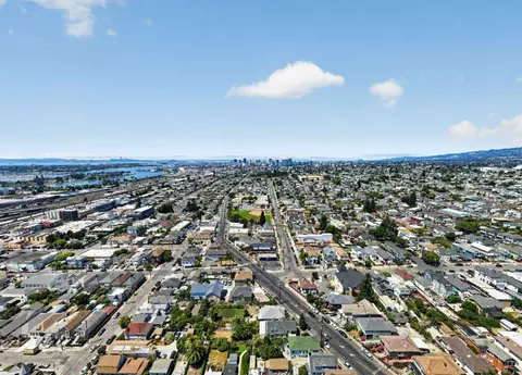 View/Area - 2347 E 17th St, Oakland, CA 94601 photo 1 of 1