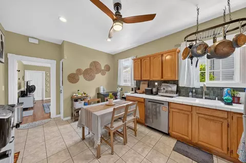 Kitchen - 2347 E 17th St, Oakland, CA 94601 photo 3 of 3