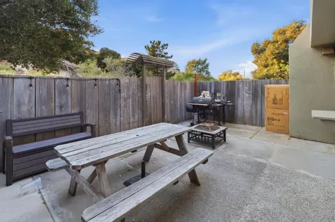 Exterior - 19233 Creekside Ln, Salinas, CA 93908 photo 4 of 5