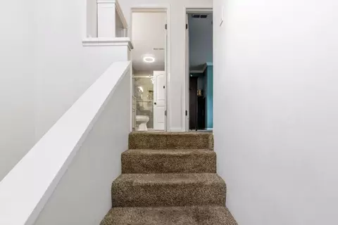 Entry Way - 19233 Creekside Ln, Salinas, CA 93908 photo 6 of 6