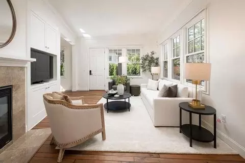 302 Channing Ave, Palo Alto, CA 94301