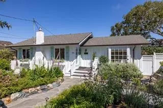 315 Willow St, Pacific Grove, CA 93950