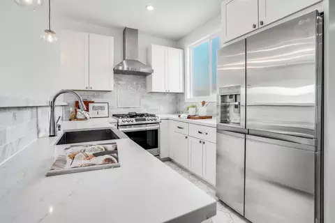 Kitchen - 619 Naples St, San Francisco, CA 94112 photo 2 of 3