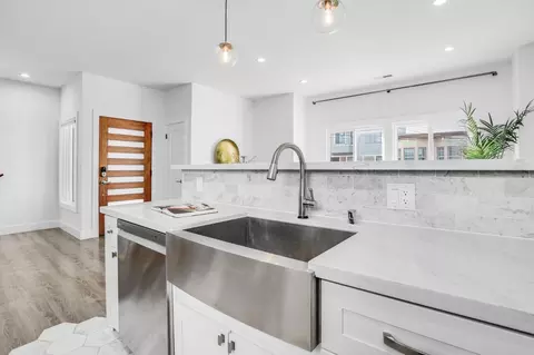 Other - 619 Naples St, San Francisco, CA 94112 photo 3 of 7