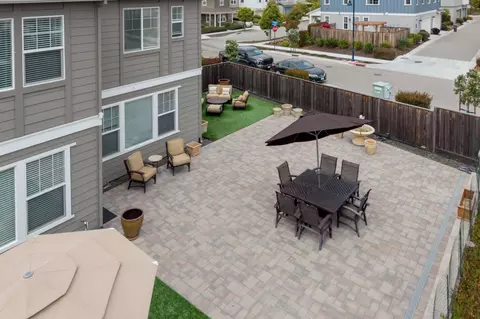 Exterior - 2760 Moonshell Ln, Marina, CA 93933 photo 4 of 8