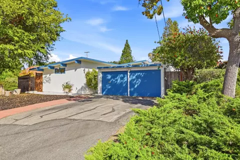 4154 Amaranta Ct, Palo Alto, CA 94306