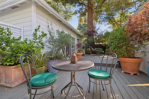 Exterior - 61 Lloyden Dr, Atherton, CA 94027 photo 10 of 26