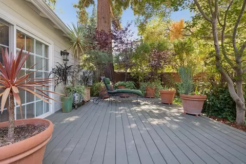 Exterior - 61 Lloyden Dr, Atherton, CA 94027 photo 12 of 26