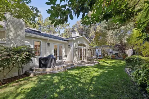 Exterior - 61 Lloyden Dr, Atherton, CA 94027 photo 22 of 26