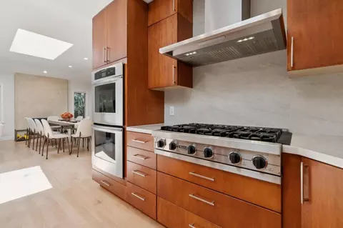 Kitchen - 61 Lloyden Dr, Atherton, CA 94027 photo 6 of 8