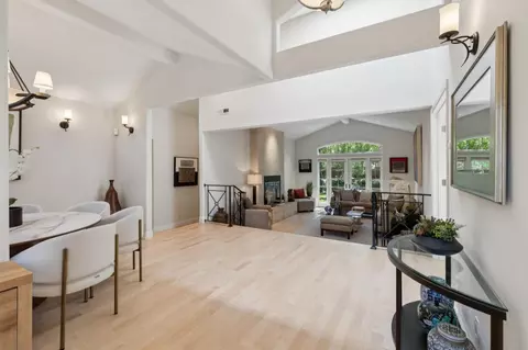 Entry Way - 61 Lloyden Dr, Atherton, CA 94027 photo 2 of 4