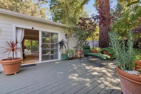 Exterior - 61 Lloyden Dr, Atherton, CA 94027 photo 13 of 26