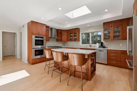 Kitchen - 61 Lloyden Dr, Atherton, CA 94027 photo 2 of 8