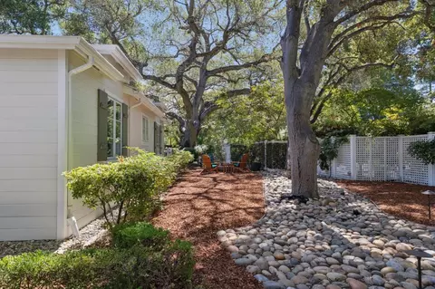 Exterior - 61 Lloyden Dr, Atherton, CA 94027 photo 16 of 26