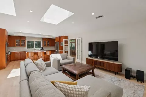 Living - 61 Lloyden Dr, Atherton, CA 94027 photo 7 of 8