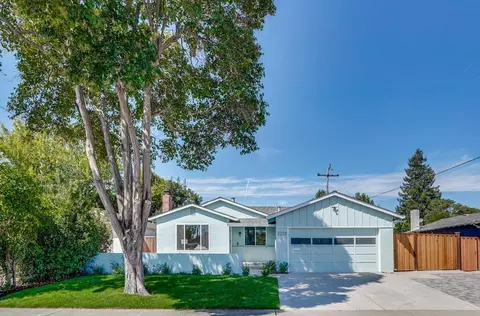 2210 Stebbins Ave, Santa Clara, CA 95051