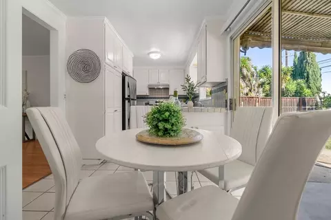 Dining - 1340 Sharp Ave, Campbell, CA 95008 photo 2 of 2