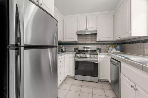 Kitchen - 1340 Sharp Ave, Campbell, CA 95008 photo 5 of 5