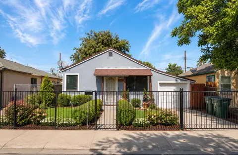 3713 18th Ave, Sacramento, CA 95820