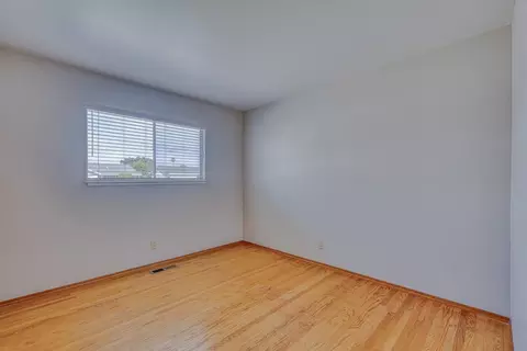 Bedroom - 1626 Cambrian Dr, Salinas, CA 93906 photo 4 of 7
