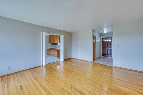 Living - 1626 Cambrian Dr, Salinas, CA 93906 photo 3 of 5