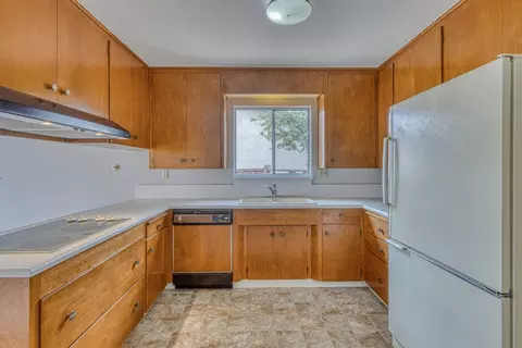 Kitchen - 1626 Cambrian Dr, Salinas, CA 93906 photo 1 of 4