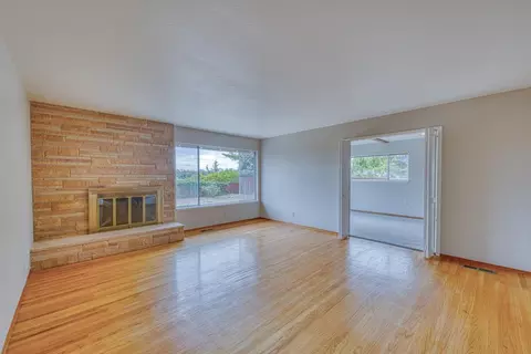 Living - 1626 Cambrian Dr, Salinas, CA 93906 photo 1 of 5