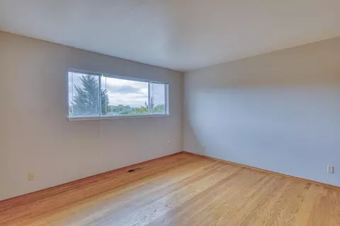 Bedroom - 1626 Cambrian Dr, Salinas, CA 93906 photo 1 of 7