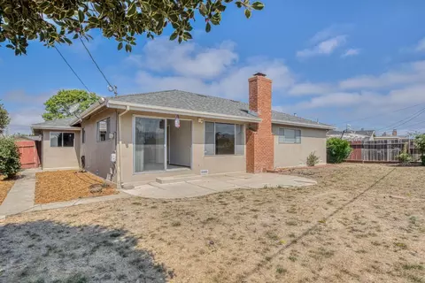 Exterior - 1626 Cambrian Dr, Salinas, CA 93906 photo 4 of 6