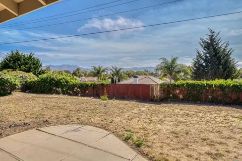 Exterior - 1626 Cambrian Dr, Salinas, CA 93906 photo 2 of 6