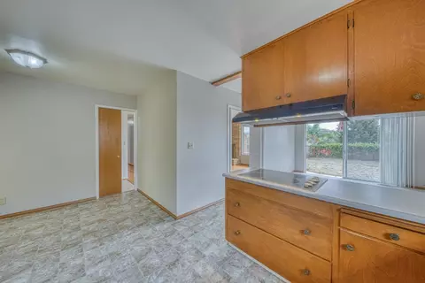 Kitchen - 1626 Cambrian Dr, Salinas, CA 93906 photo 3 of 4