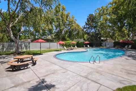 Exterior - 267 Watson Dr 2, Campbell, CA 95008 photo 4 of 10
