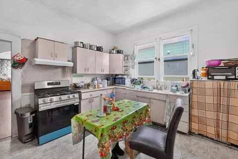 Kitchen - 156 Elm St, Watsonville, CA 95076 photo 1 of 1