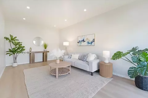 Living - 249 Carpenteria Rd, Aromas, CA 95004 photo 3 of 4
